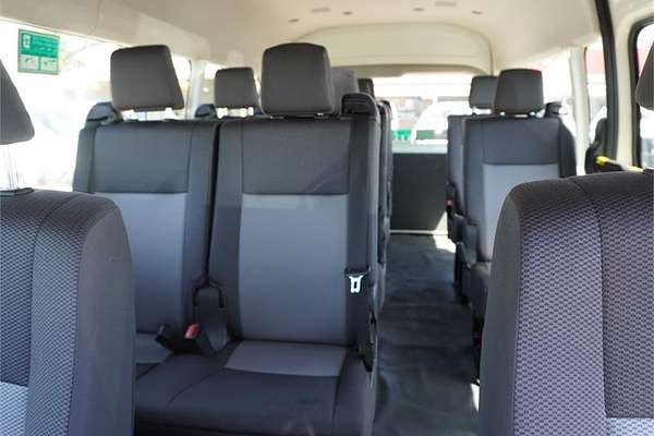 2019 Toyota Hiace Commuter GDH322R