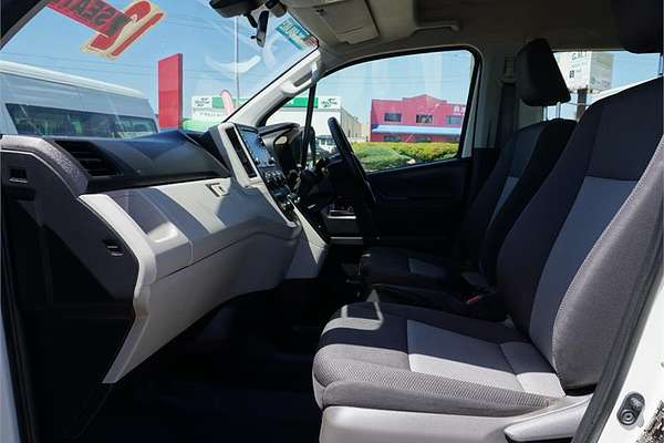2019 Toyota Hiace Commuter GDH322R