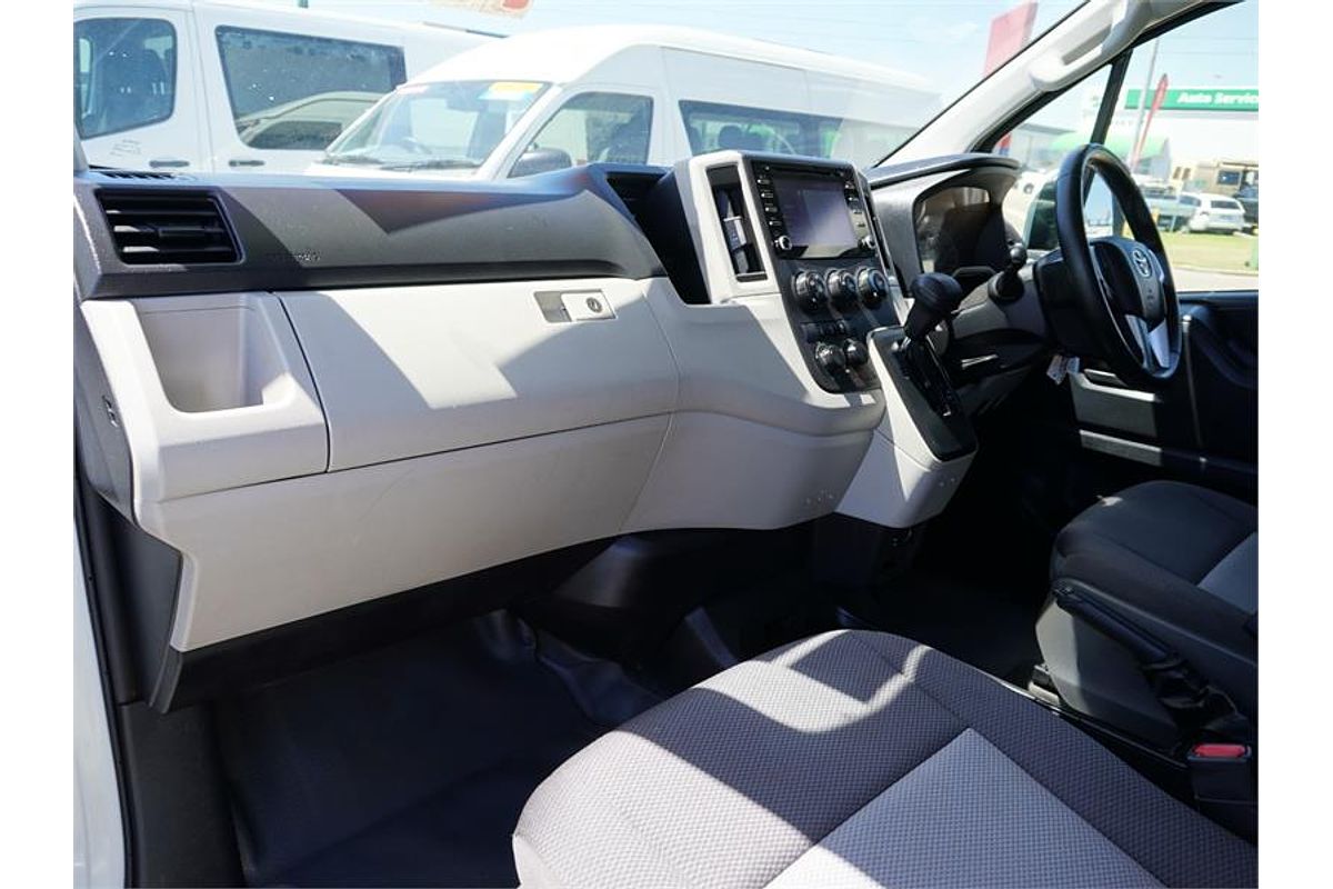 2019 Toyota Hiace Commuter GDH322R
