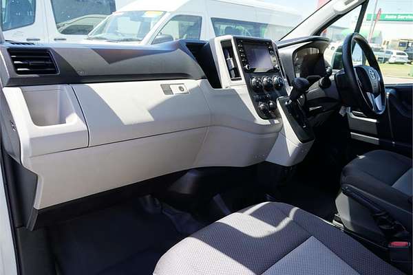 2019 Toyota Hiace Commuter GDH322R