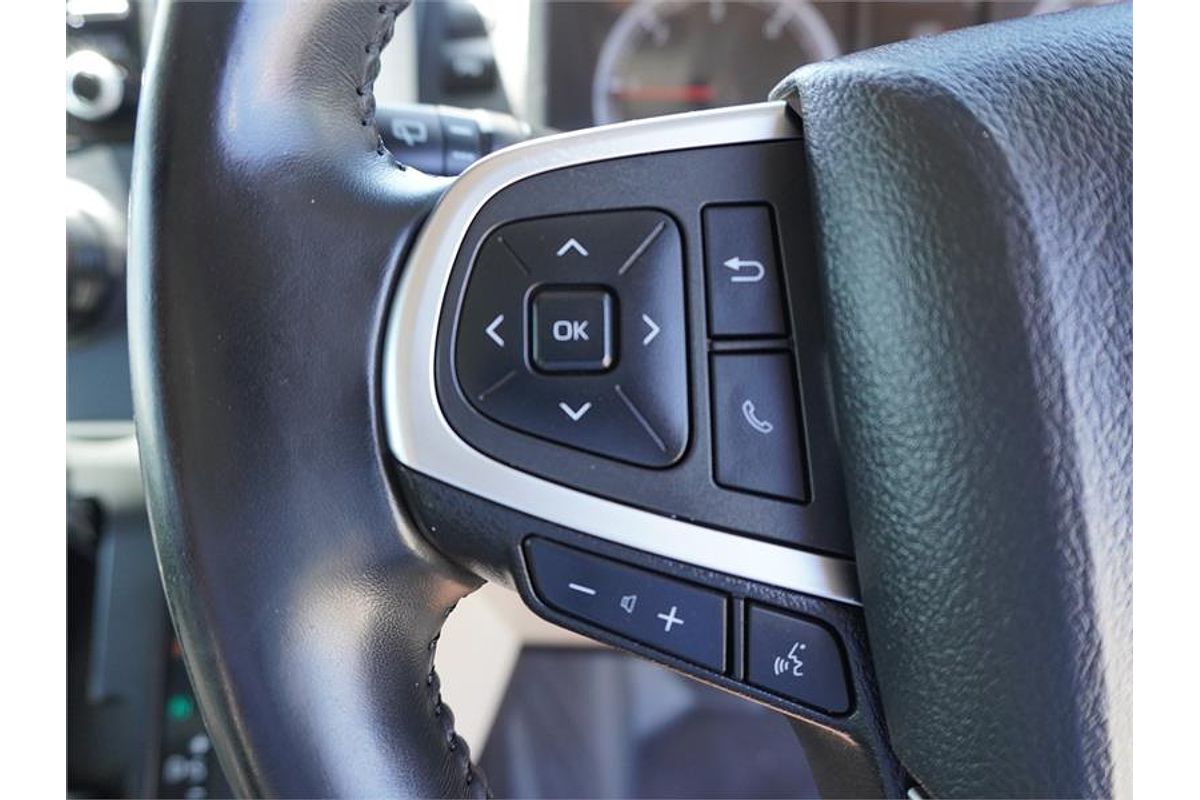 2019 Toyota Hiace Commuter GDH322R