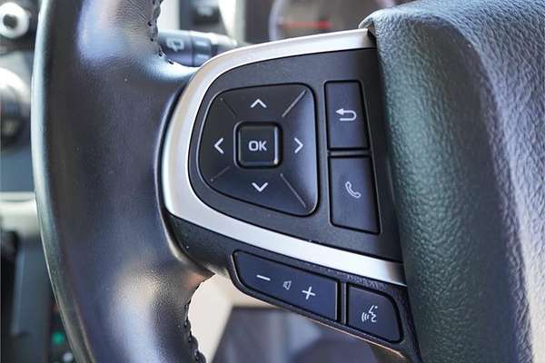 2019 Toyota Hiace Commuter GDH322R