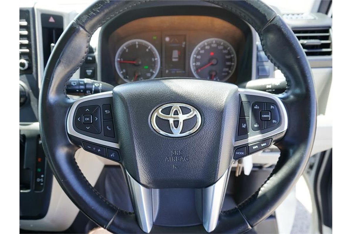2019 Toyota Hiace Commuter GDH322R