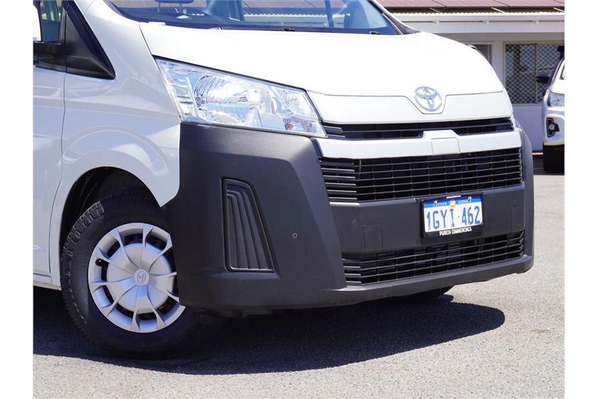 2019 Toyota Hiace Commuter GDH322R