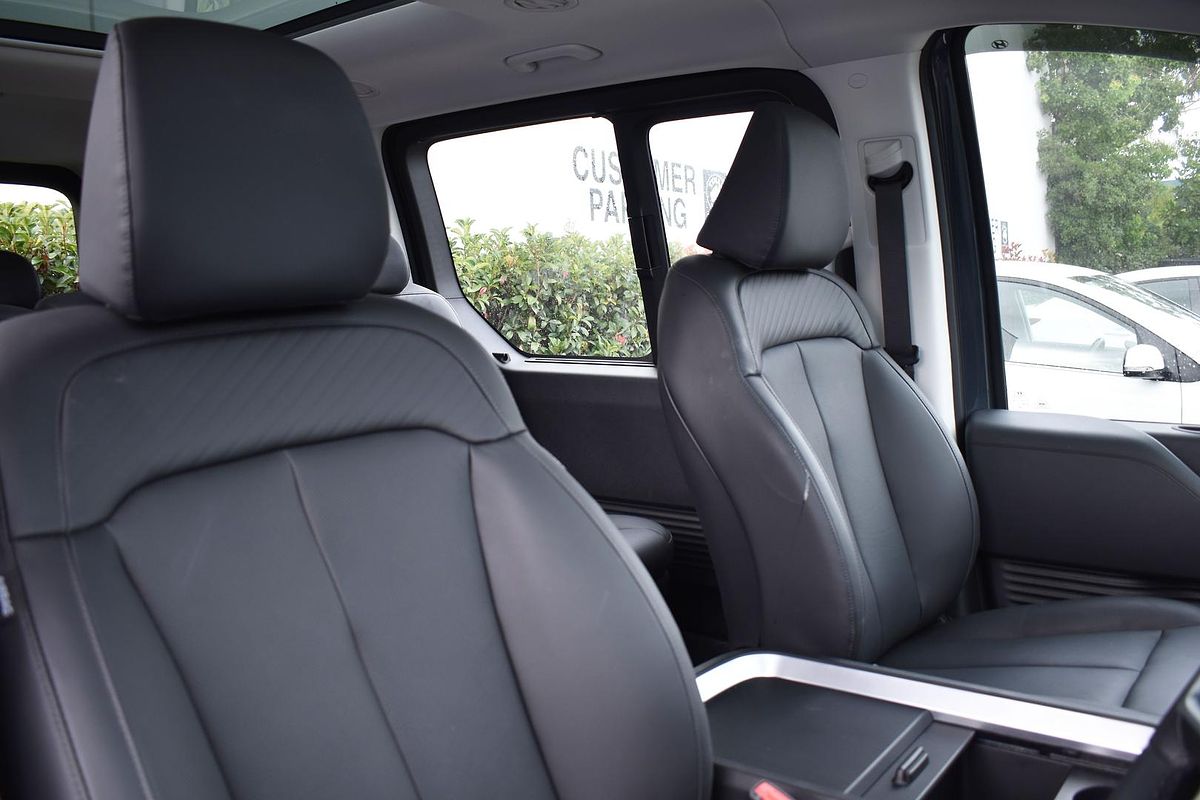 2024 Hyundai STARIA Highlander US4.V3