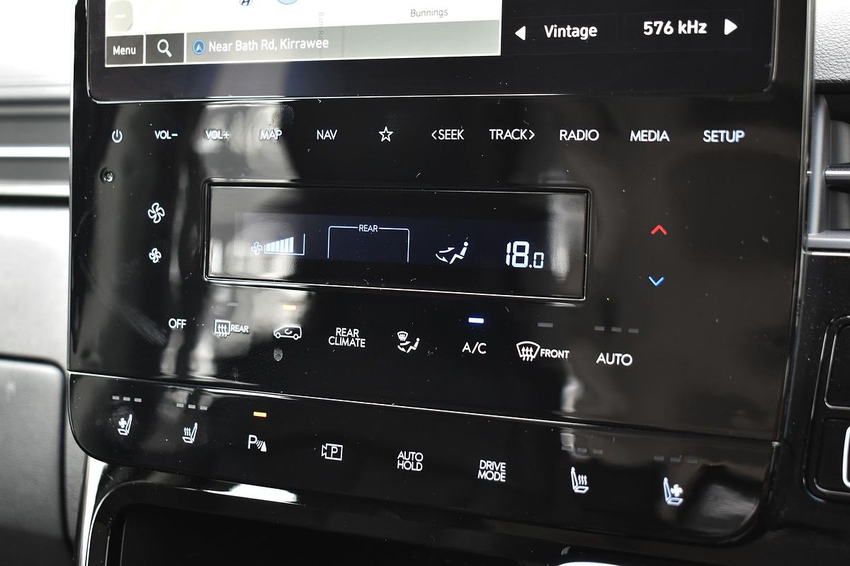 2024 Hyundai STARIA Highlander US4.V3