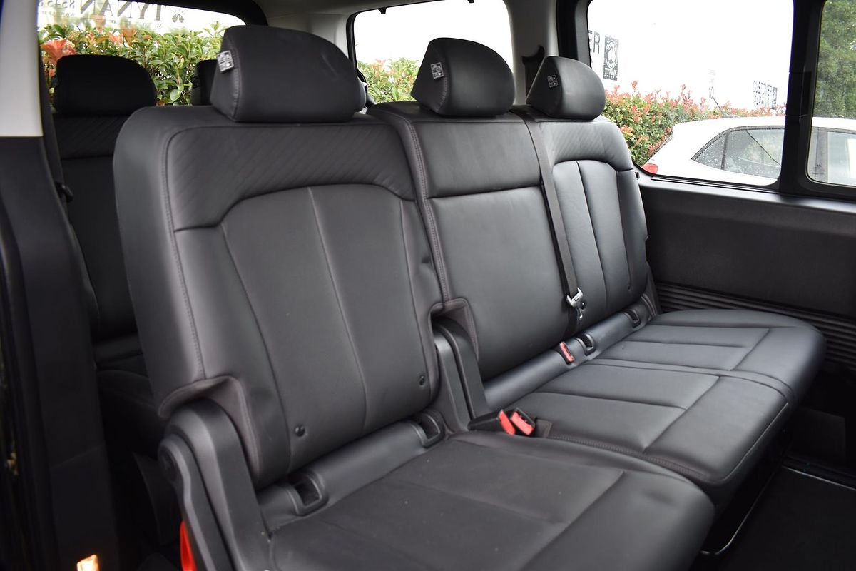 2024 Hyundai STARIA Highlander US4.V3