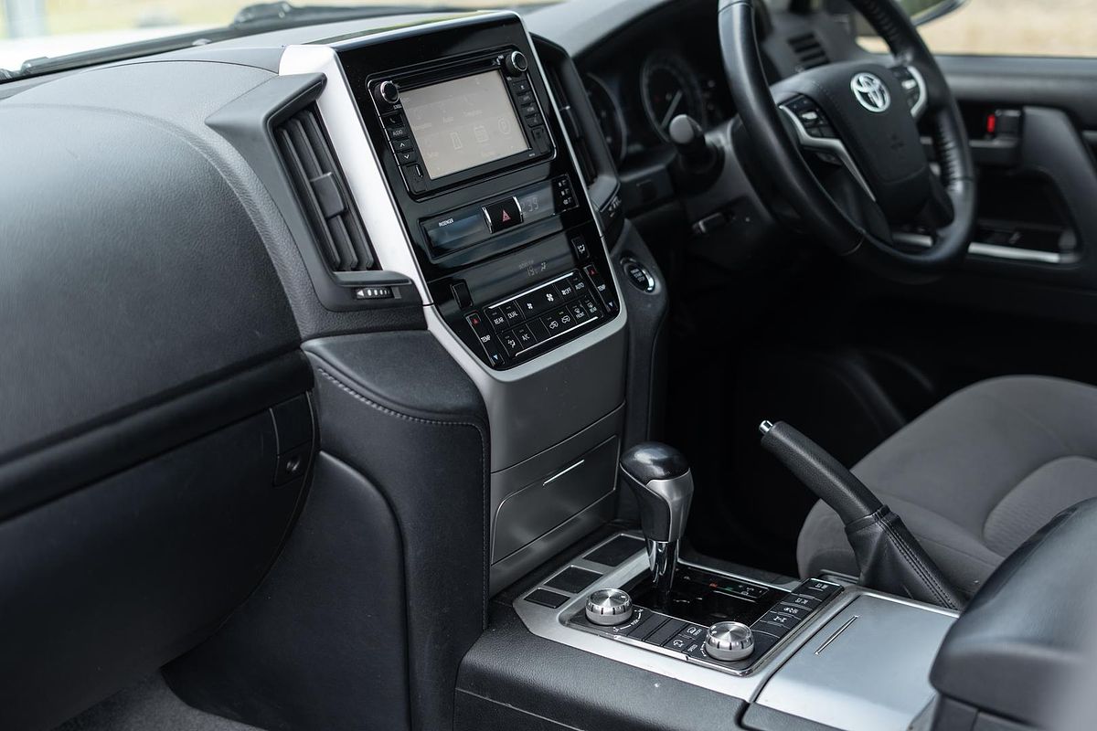 2018 Toyota Landcruiser GXL VDJ200R