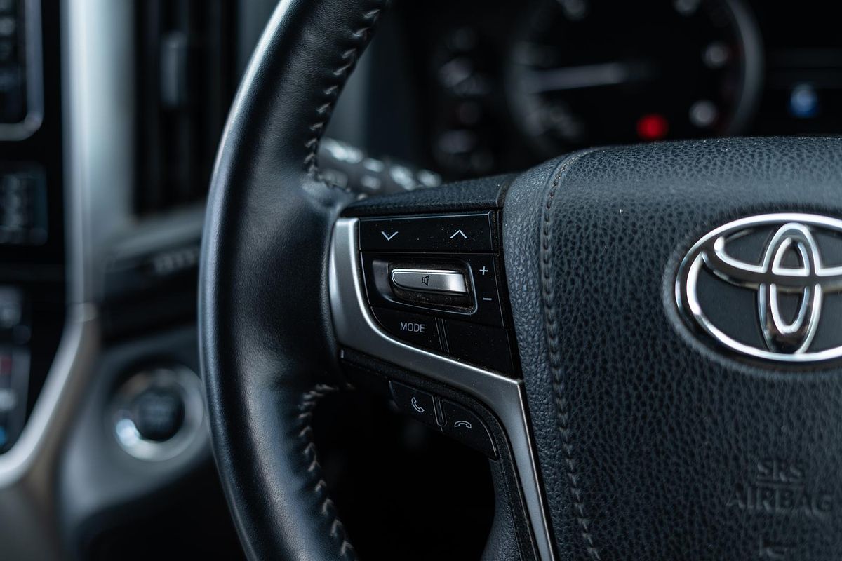 2018 Toyota Landcruiser GXL VDJ200R