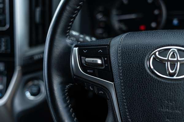 2018 Toyota Landcruiser GXL VDJ200R