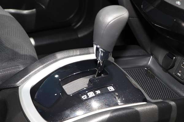 2014 Nissan X-TRAIL ST T32