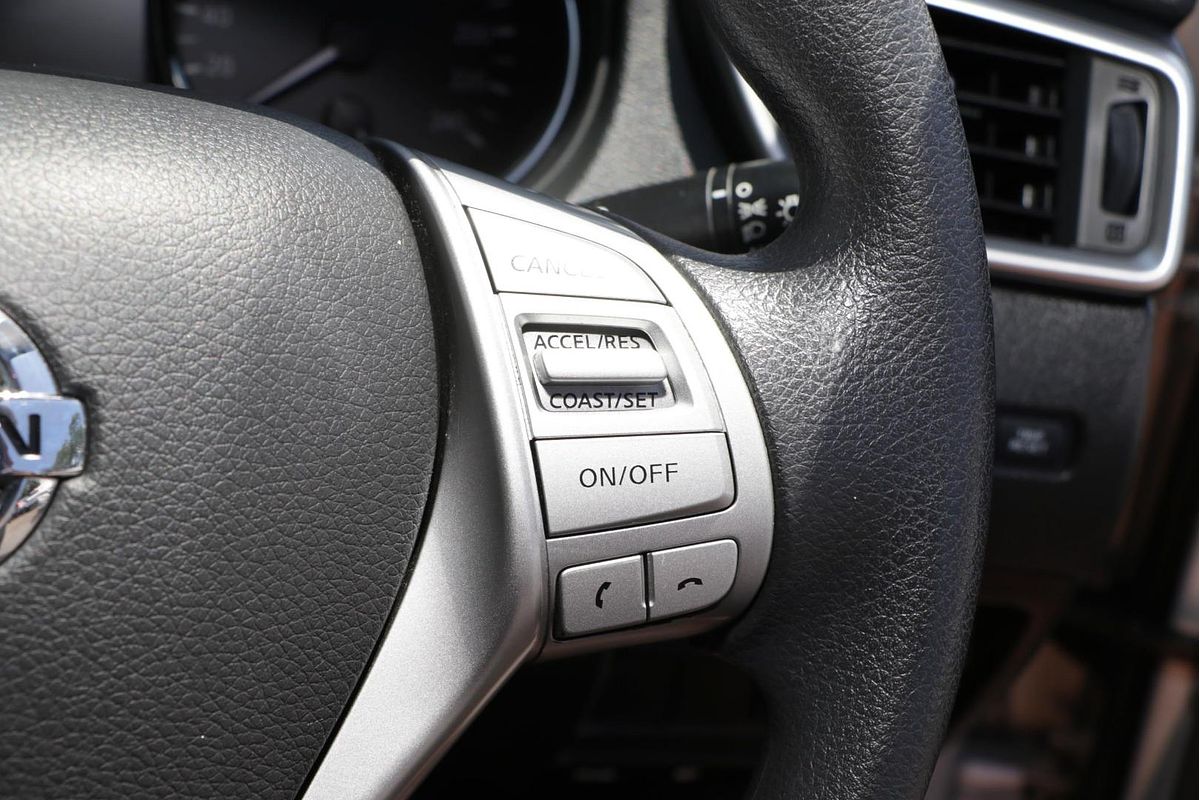 2014 Nissan X-TRAIL ST T32