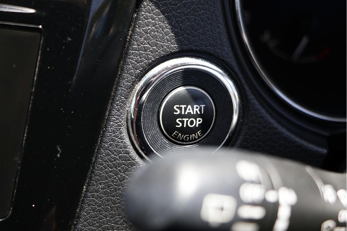 2014 Nissan X-TRAIL ST T32