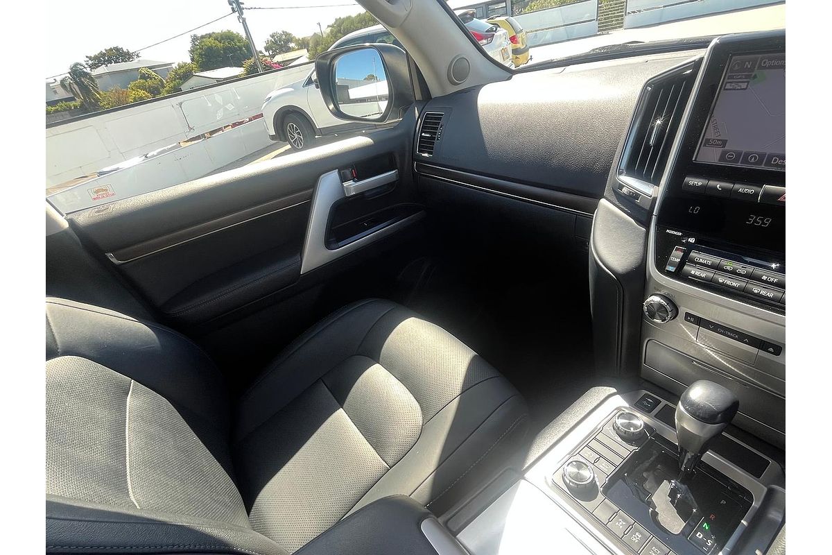2017 Toyota Landcruiser VX VDJ200R