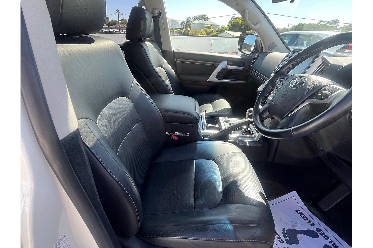 2017 Toyota Landcruiser VX VDJ200R
