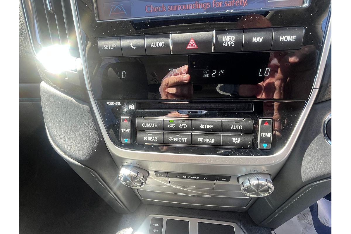 2017 Toyota Landcruiser VX VDJ200R