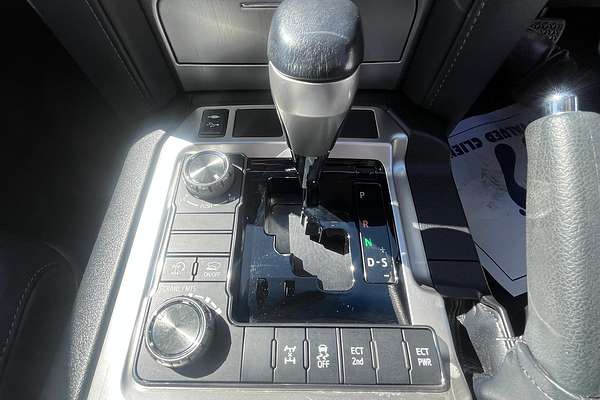2017 Toyota Landcruiser VX VDJ200R