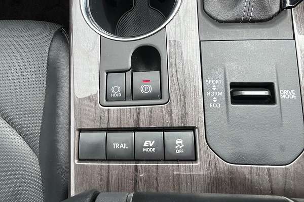 2022 Toyota Kluger Grande AXUH78R