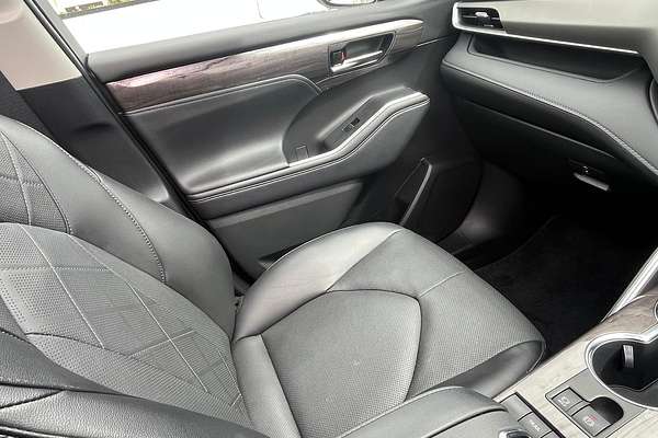 2022 Toyota Kluger Grande AXUH78R