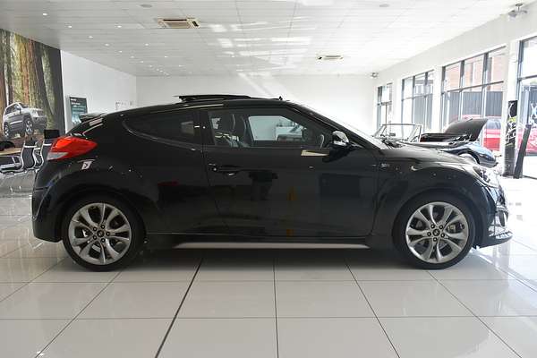 2016 Hyundai Veloster SR Turbo FS4 Series II