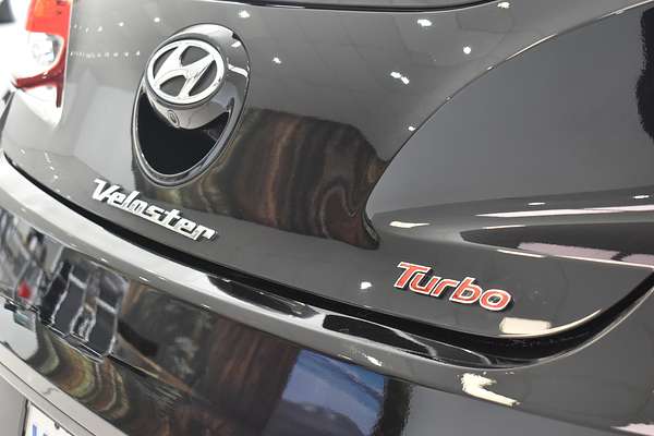 2016 Hyundai Veloster SR Turbo FS4 Series II