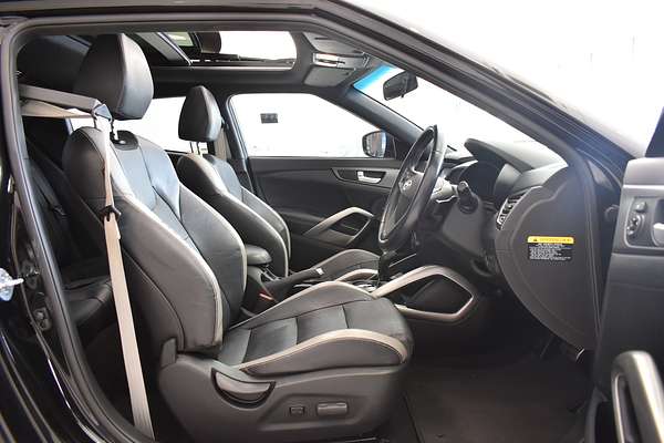 2016 Hyundai Veloster SR Turbo FS4 Series II