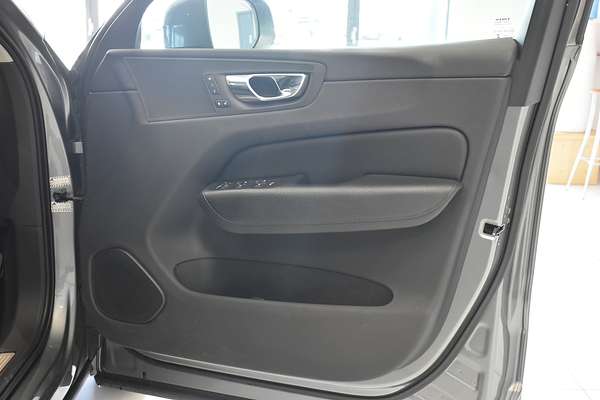 2018 Volvo XC60 D4 Momentum
