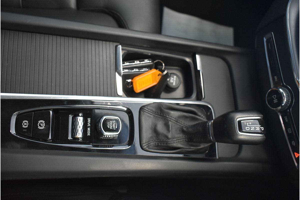 2018 Volvo XC60 D4 Momentum