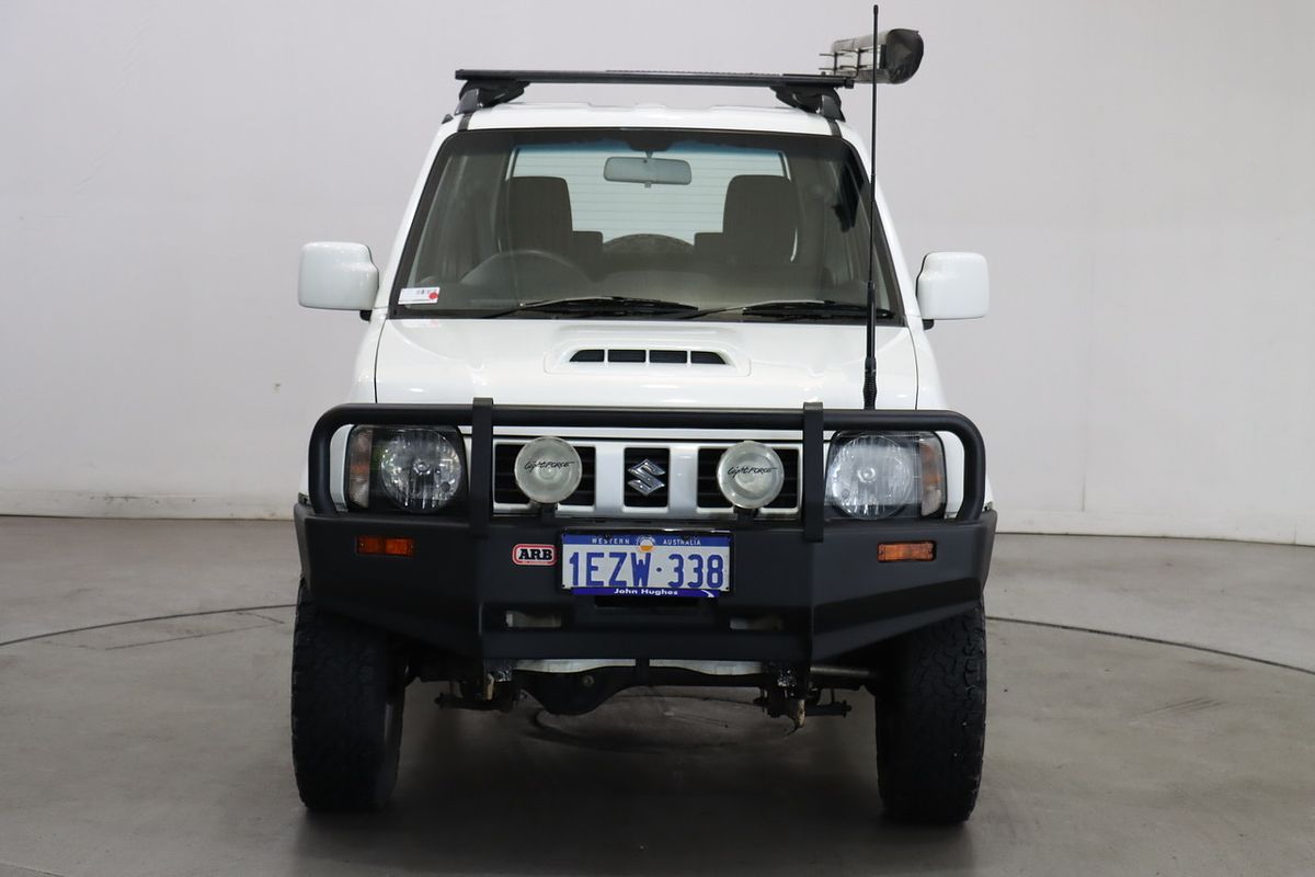 2016 Suzuki Jimny Sierra SN413 T6