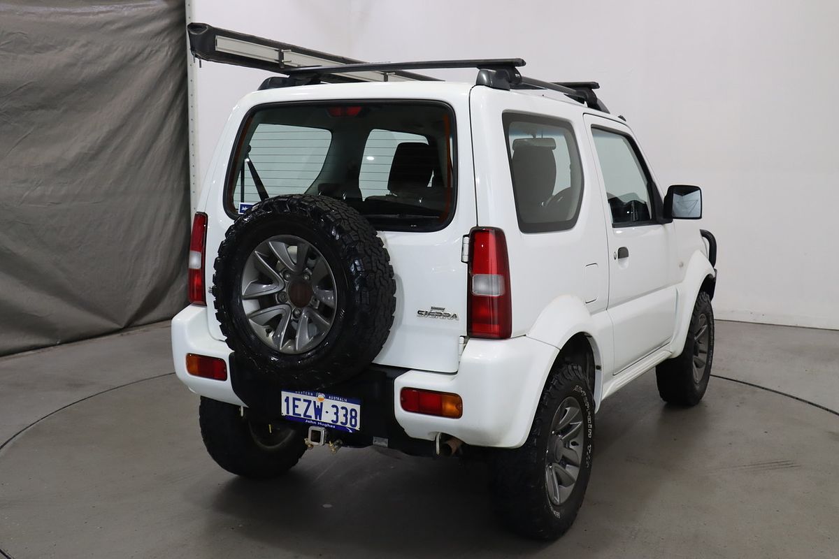 2016 Suzuki Jimny Sierra SN413 T6