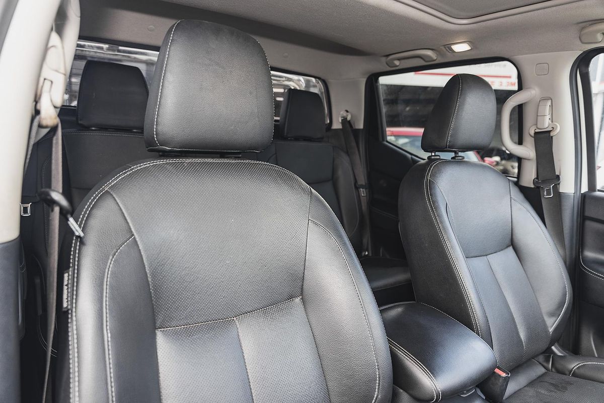 2019 Nissan Navara ST-X D23 Series 4 4X4