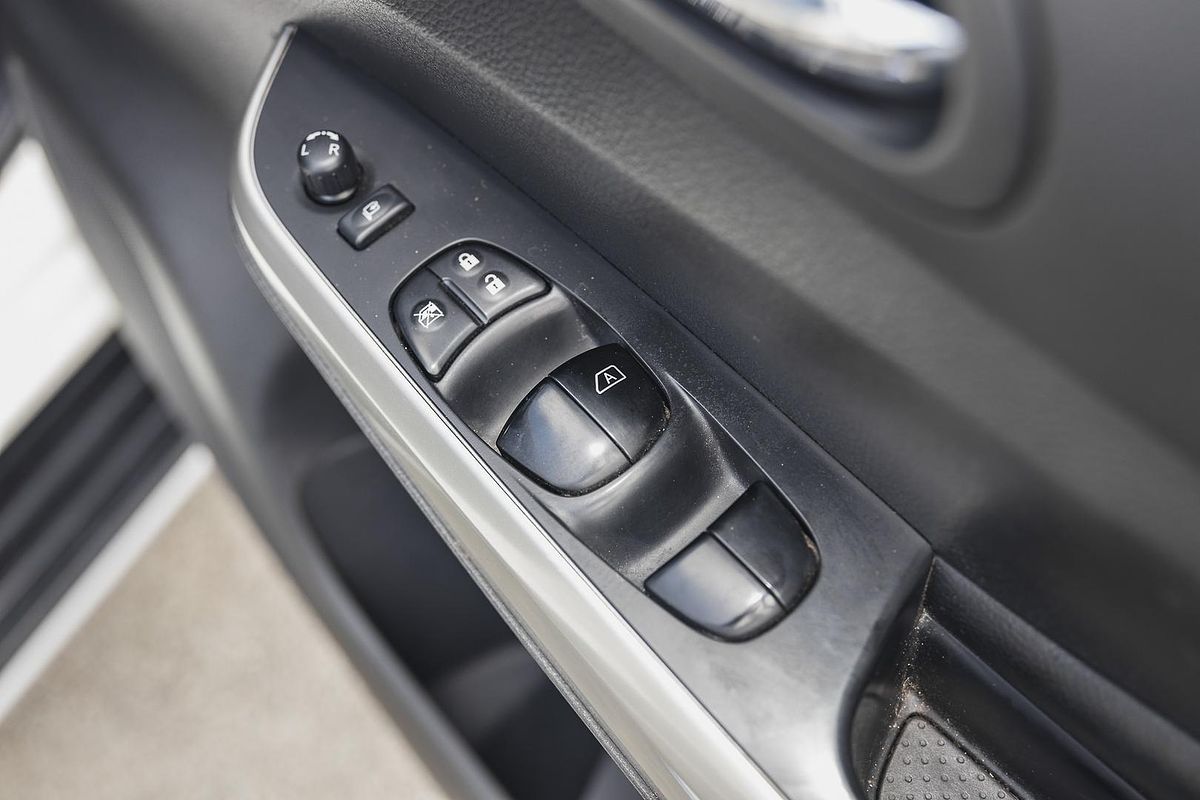 2019 Nissan Navara ST-X D23 Series 4 4X4