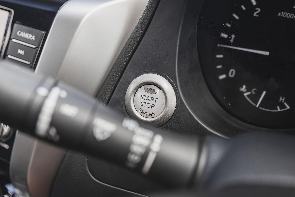 2019 Nissan Navara ST-X D23 Series 4 4X4