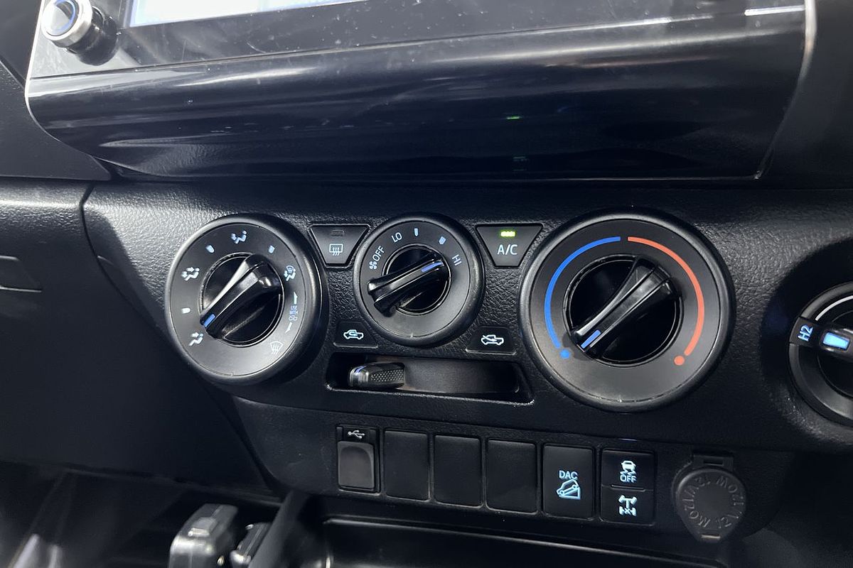 2021 Toyota Hilux SR GUN126R 4X4