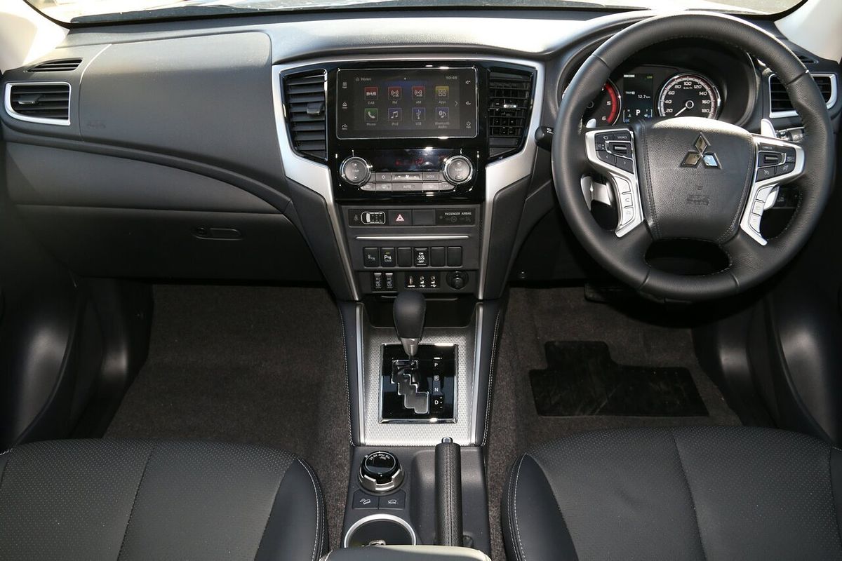 2023 Mitsubishi Triton GLS MR 4X4