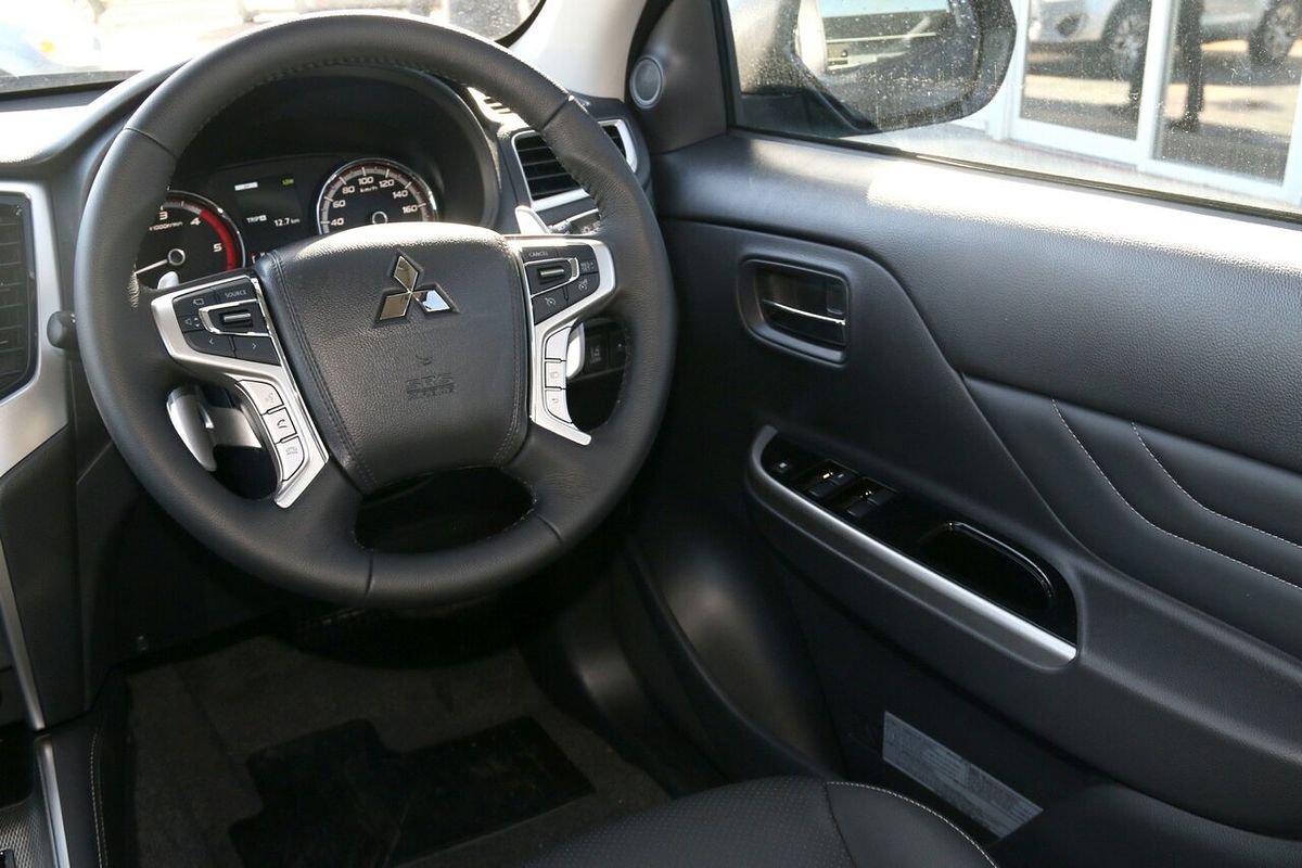 2023 Mitsubishi Triton GLS MR 4X4
