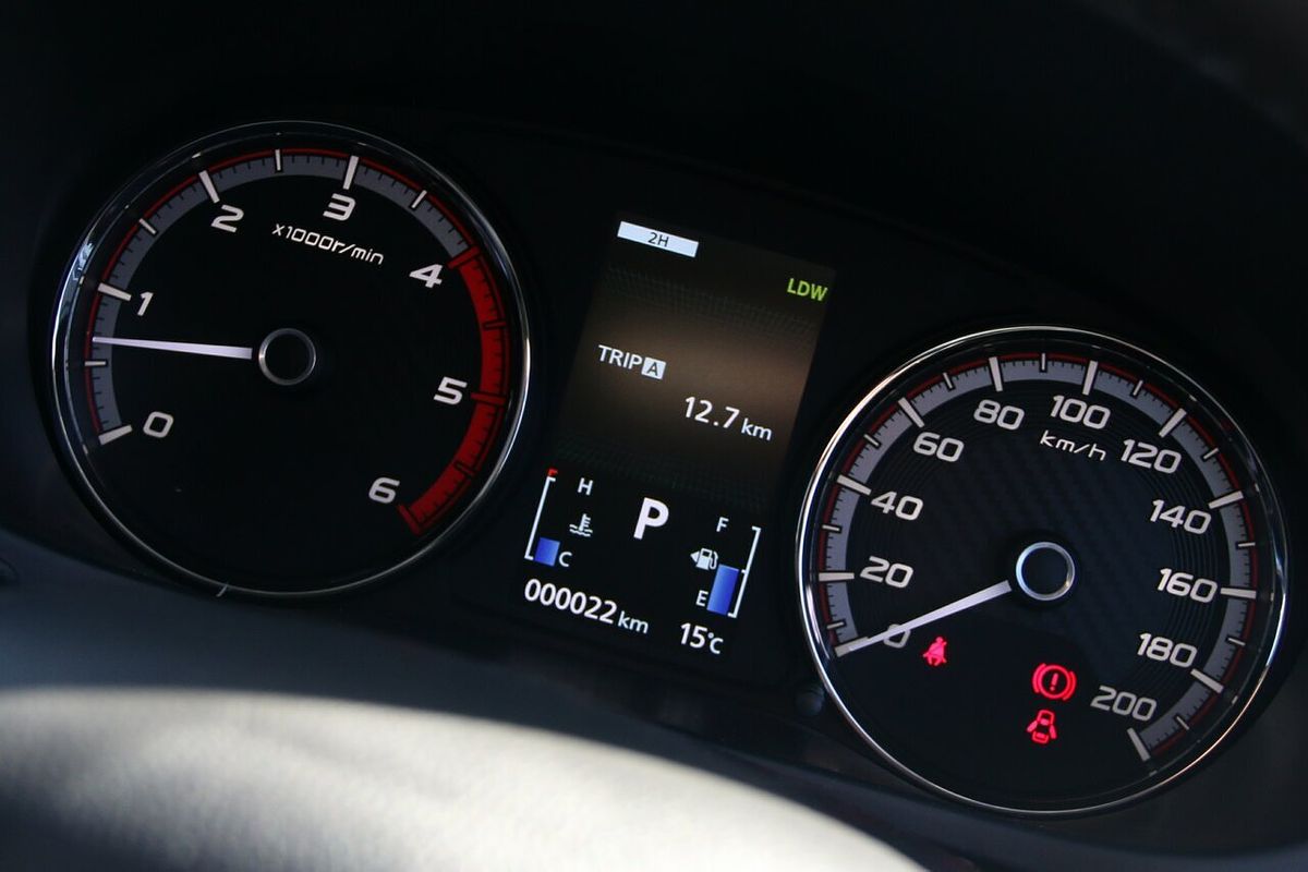 2023 Mitsubishi Triton GLS MR 4X4