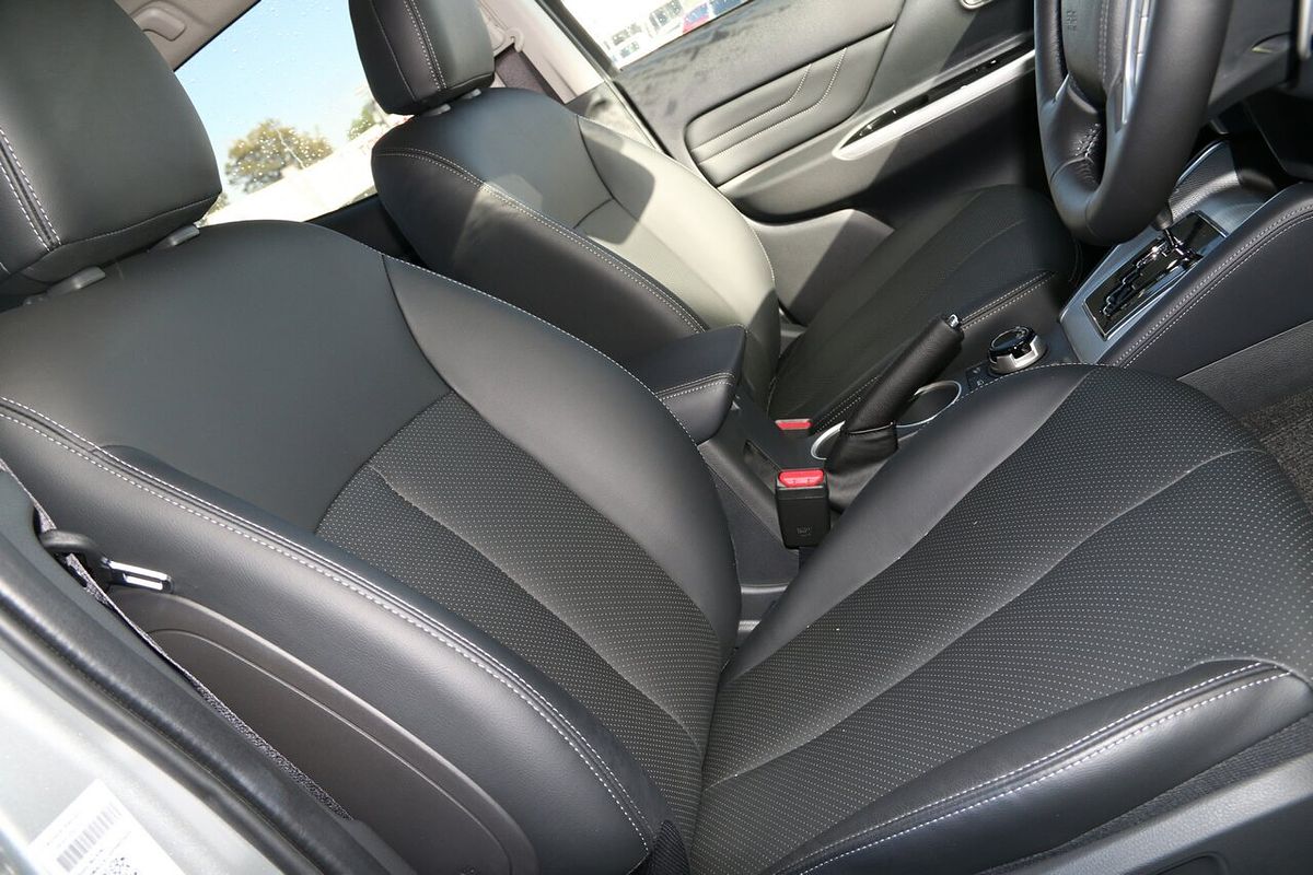 2023 Mitsubishi Triton GLS MR 4X4