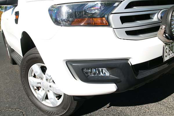 2017 Ford Everest Ambiente UA