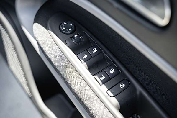 2024 Jeep Avenger Longitude JJ