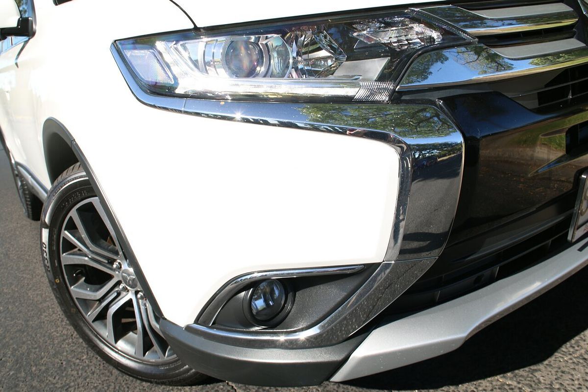 2016 Mitsubishi Outlander LS Safety Pack ZK