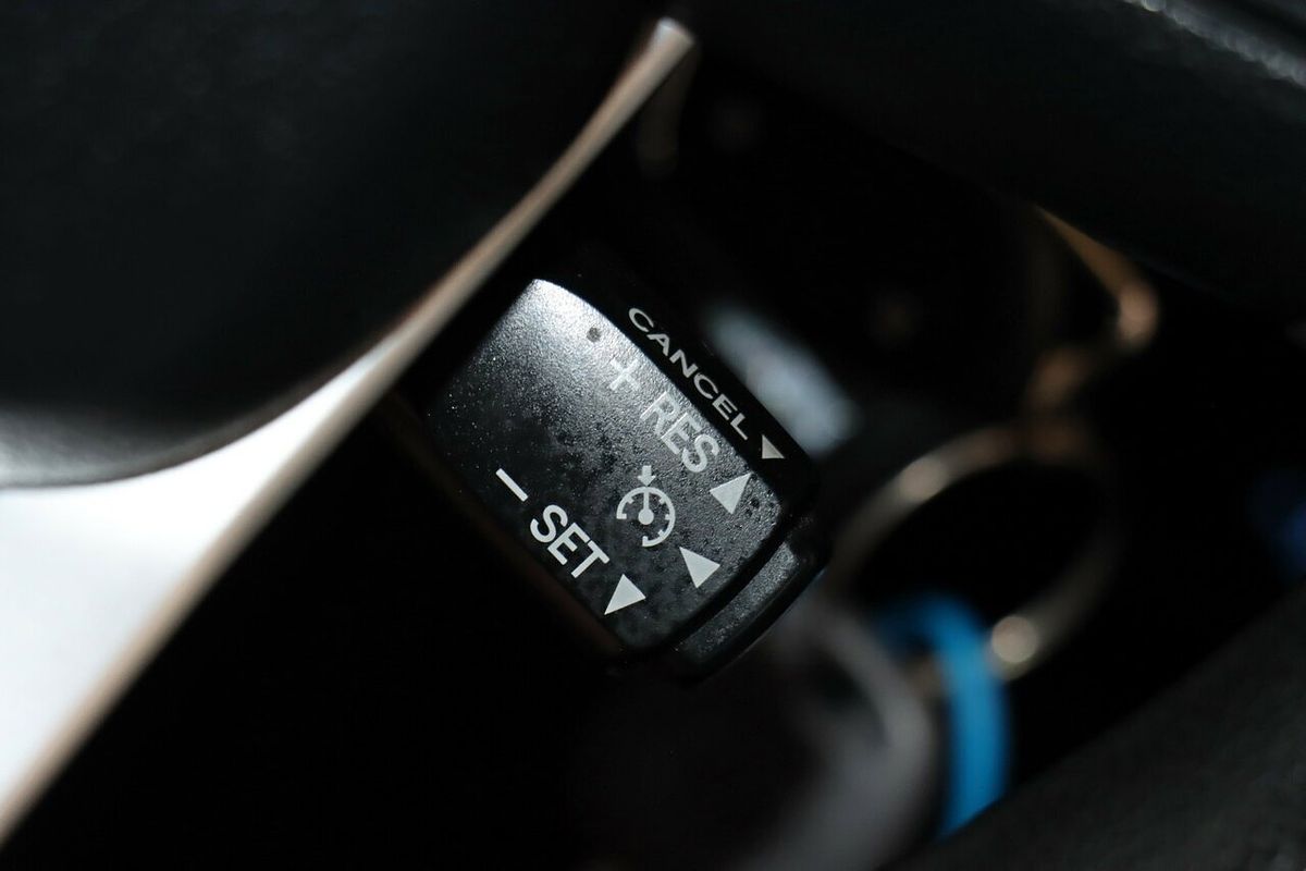 2016 Toyota Hilux Workmate TGN121R Rear Wheel Drive
