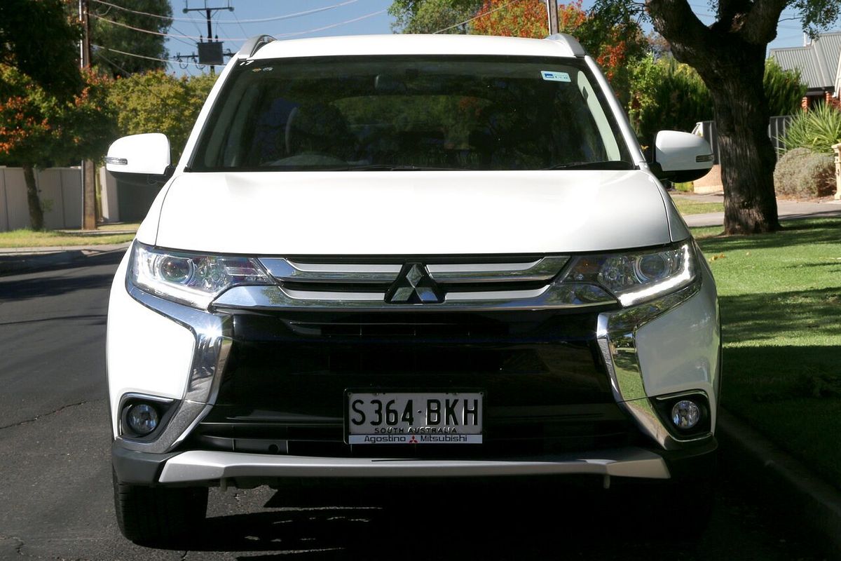 2016 Mitsubishi Outlander LS Safety Pack ZK