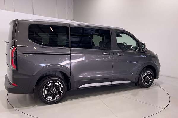 2024 Ford Tourneo Active AV SWB