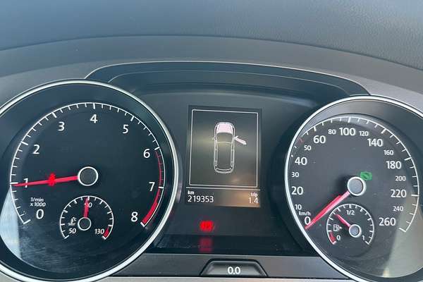 2016 Volkswagen Golf 92 TSI Trendline AU MY17