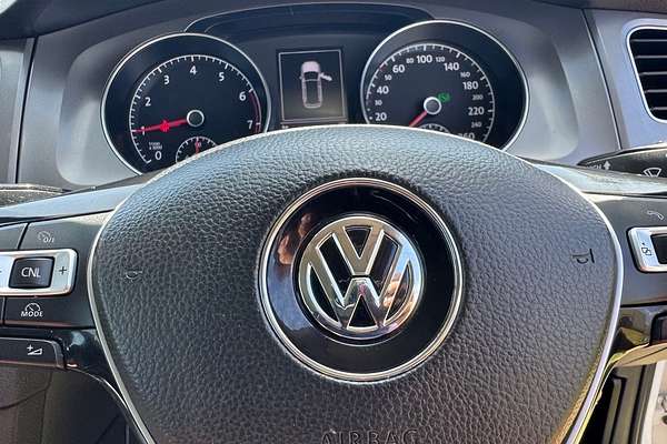 2016 Volkswagen Golf 92 TSI Trendline AU MY17