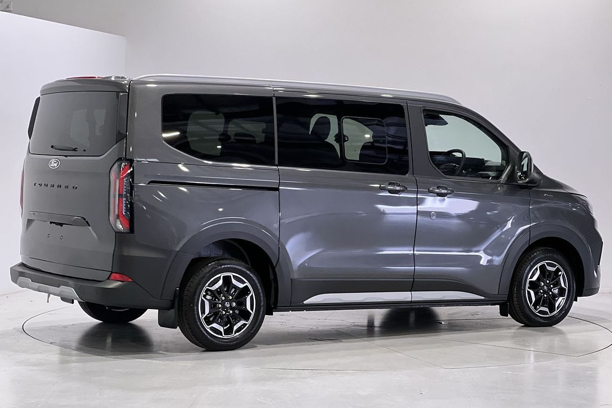 2024 Ford Tourneo Active AV SWB