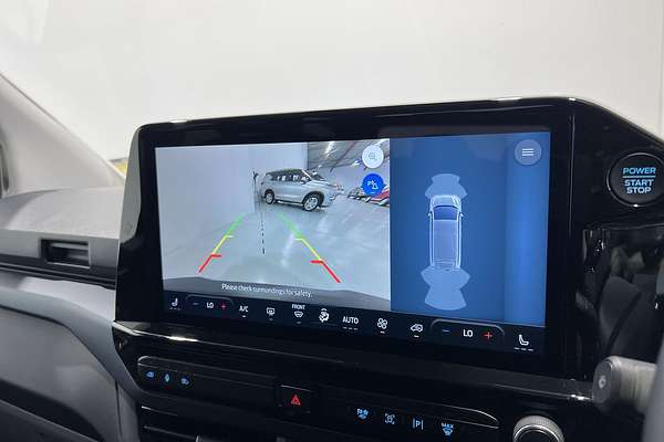 2024 Ford Tourneo Active AV SWB