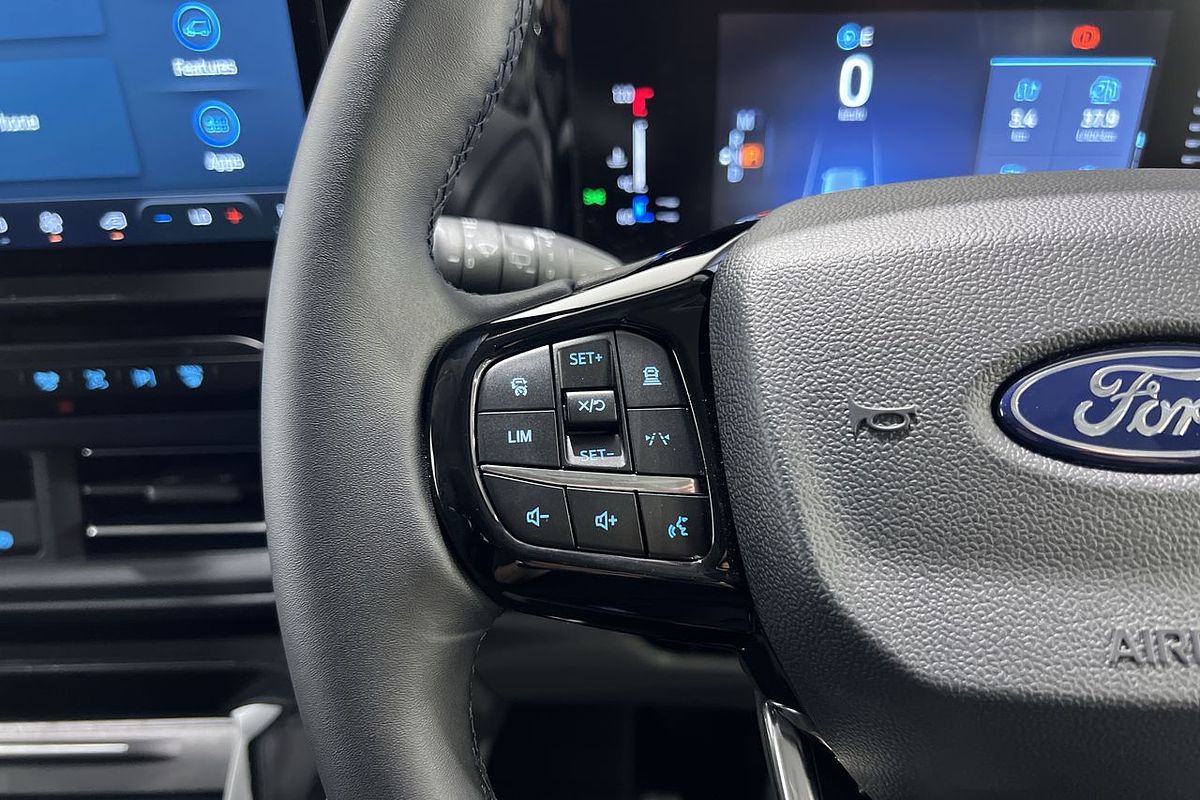 2024 Ford Tourneo Active AV SWB