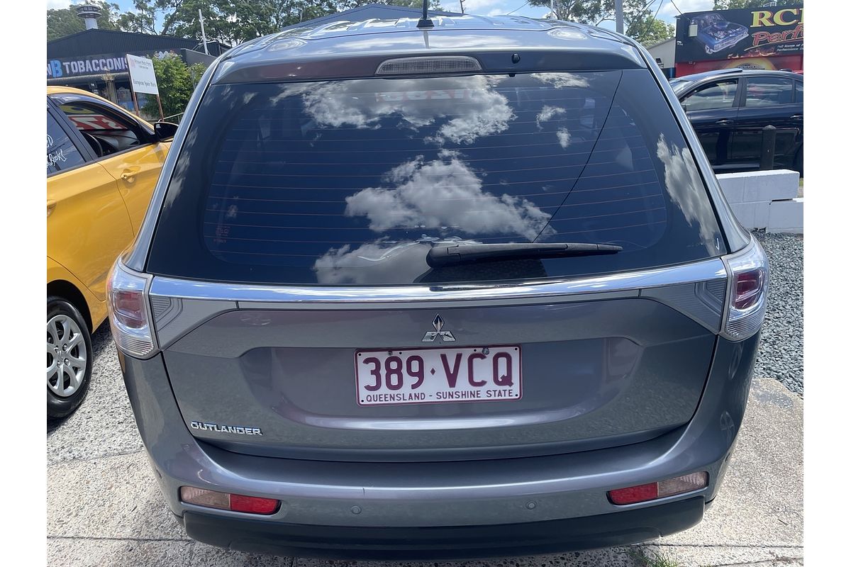 2012 Mitsubishi Outlander ES ZJ